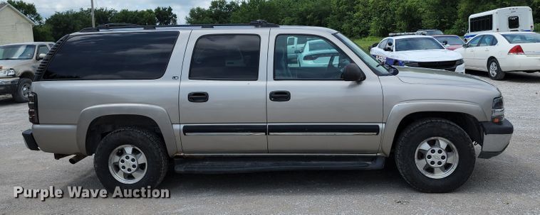 image for item JB9002 2001 Chevrolet Suburban K1500  SUV
