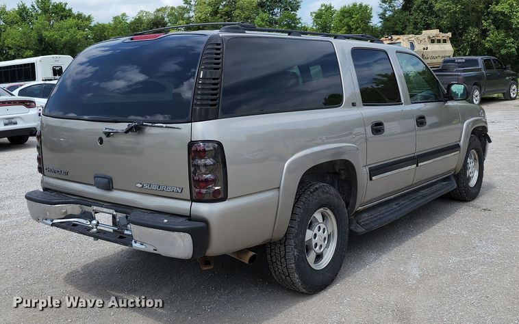 image for item JB9002 2001 Chevrolet Suburban K1500  SUV
