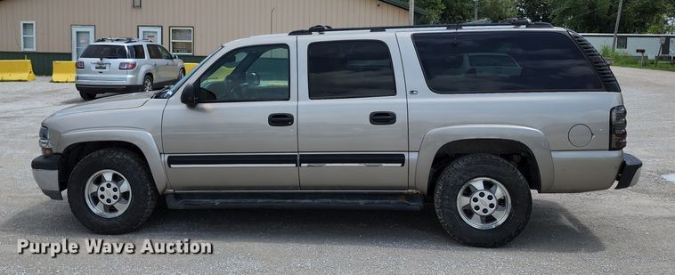 image for item JB9002 2001 Chevrolet Suburban K1500  SUV