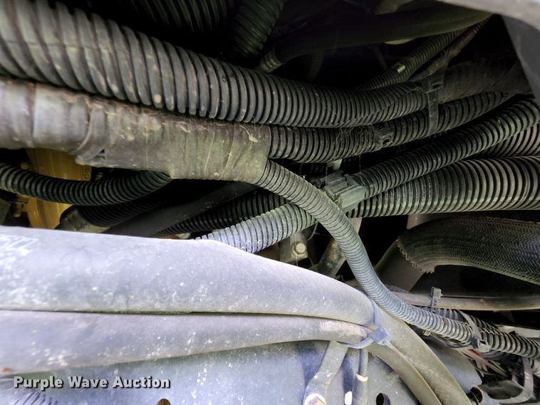 image for item JB9003 2004 GMC C6500  mobile command center