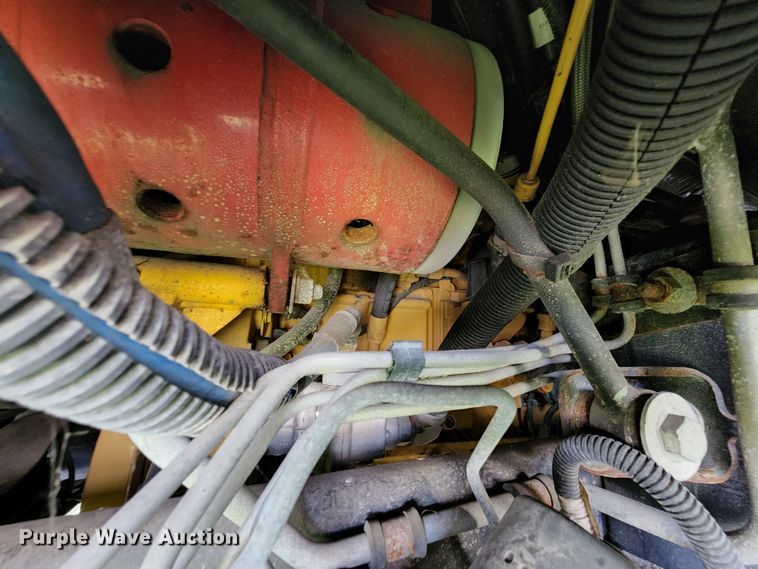 image for item JB9003 2004 GMC C6500  mobile command center