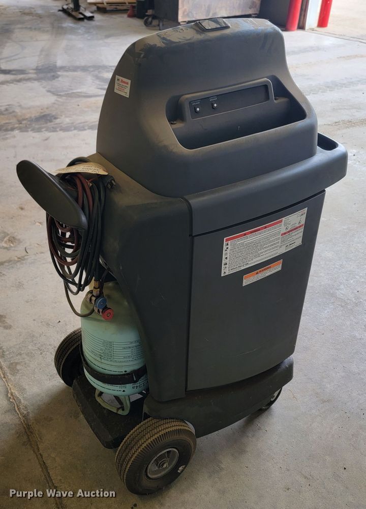 image for item JC9803 SPX Robinair Cooltech 34700Z  refrigerant recovery, recycling, and recharging station