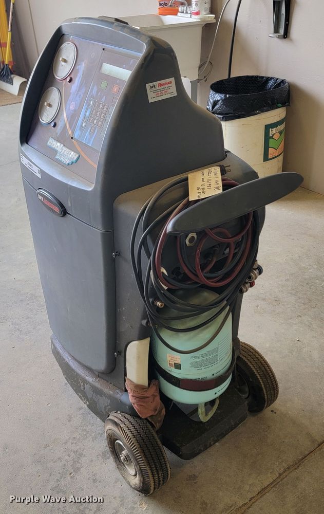 image for item JC9803 SPX Robinair Cooltech 34700Z  refrigerant recovery, recycling, and recharging station