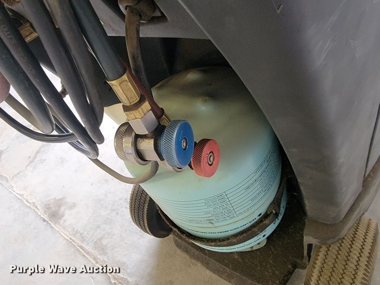 image for item JC9803 SPX Robinair Cooltech 34700Z  refrigerant recovery, recycling, and recharging station