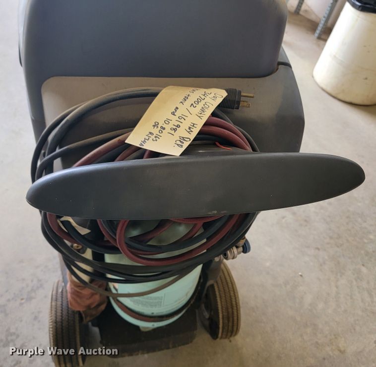 image for item JC9803 SPX Robinair Cooltech 34700Z  refrigerant recovery, recycling, and recharging station