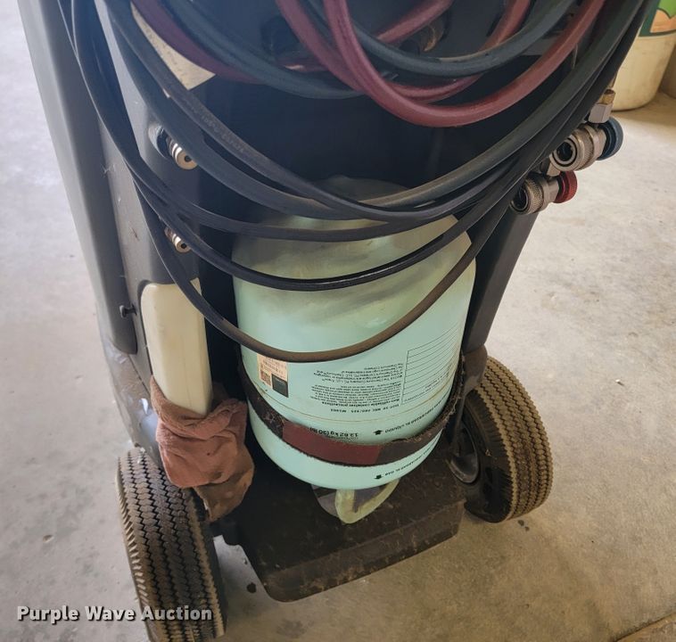 image for item JC9803 SPX Robinair Cooltech 34700Z  refrigerant recovery, recycling, and recharging station