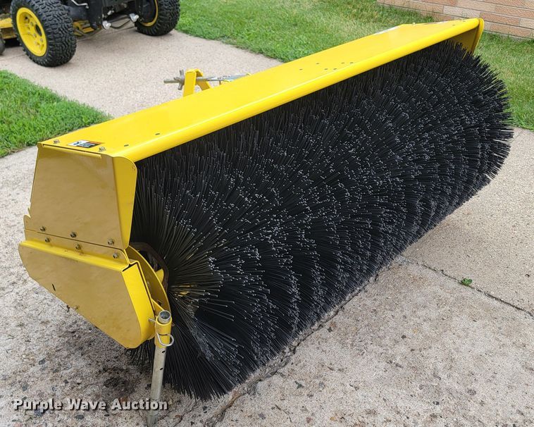 image for item JC9804 John Deere  60"W broom