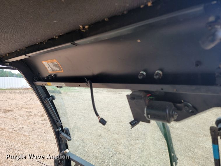 image for item JC9805 John Deere  cab