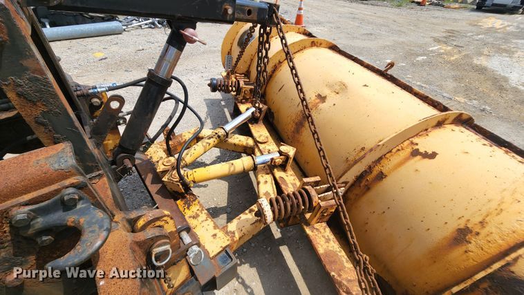 image for item JL9960 2002 International 4900  dump truck