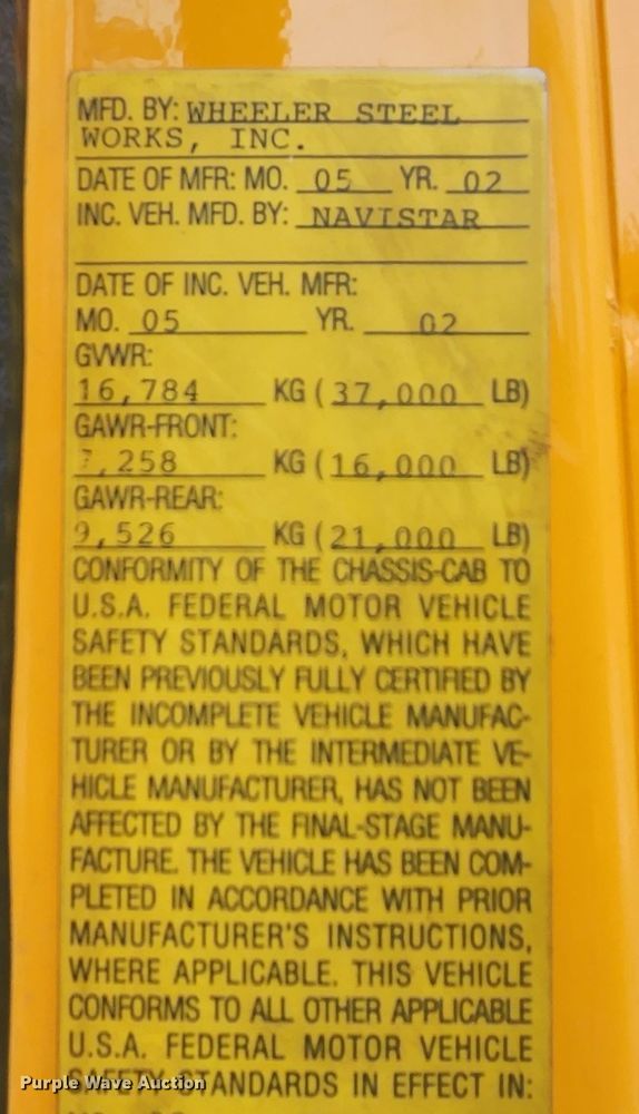 image for item JL9960 2002 International 4900  dump truck