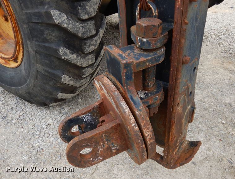 image for item JL9961 2004 Champion 720A Series III  motor grader