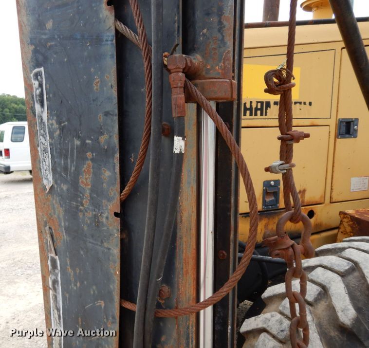 image for item JL9961 2004 Champion 720A Series III  motor grader