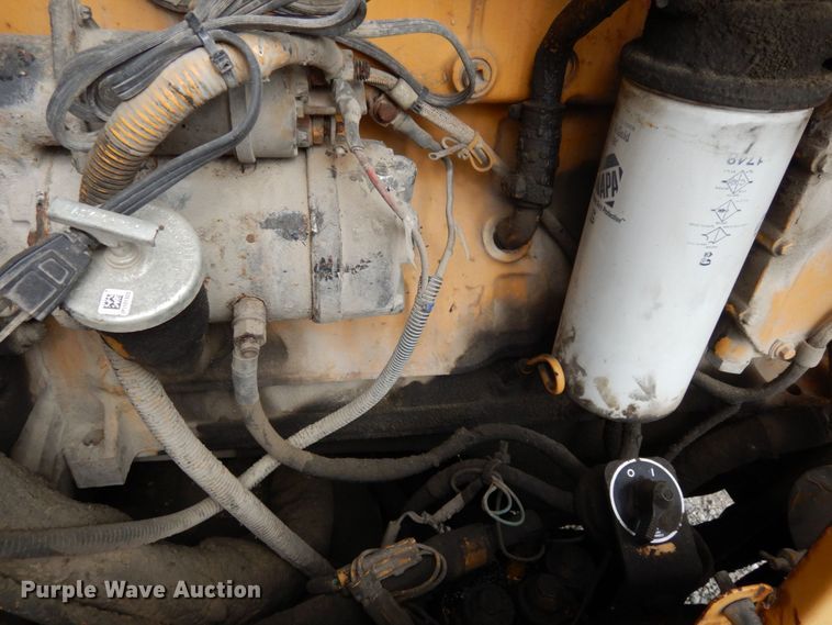 image for item JL9961 2004 Champion 720A Series III  motor grader