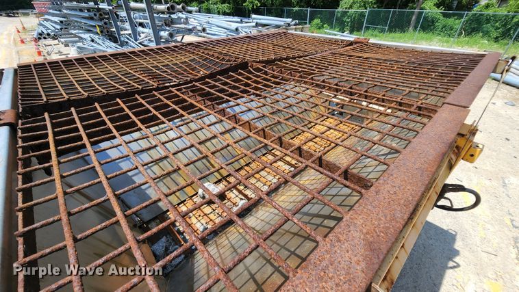 image for item JL9964 2002 International 4900  dump truck