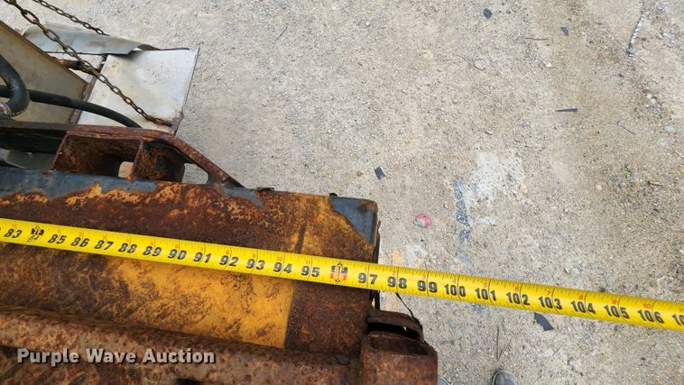 image for item JL9965 2002 International 4900  dump truck