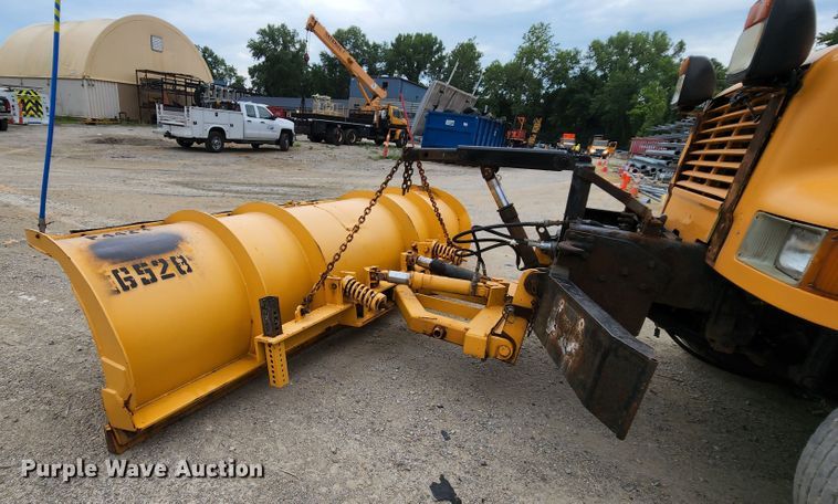 image for item JL9965 2002 International 4900  dump truck