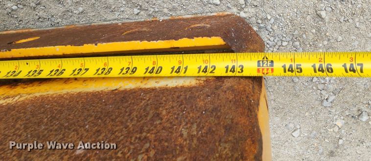 image for item JL9965 2002 International 4900  dump truck