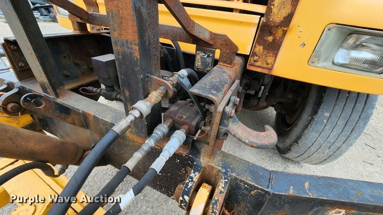 image for item JL9965 2002 International 4900  dump truck