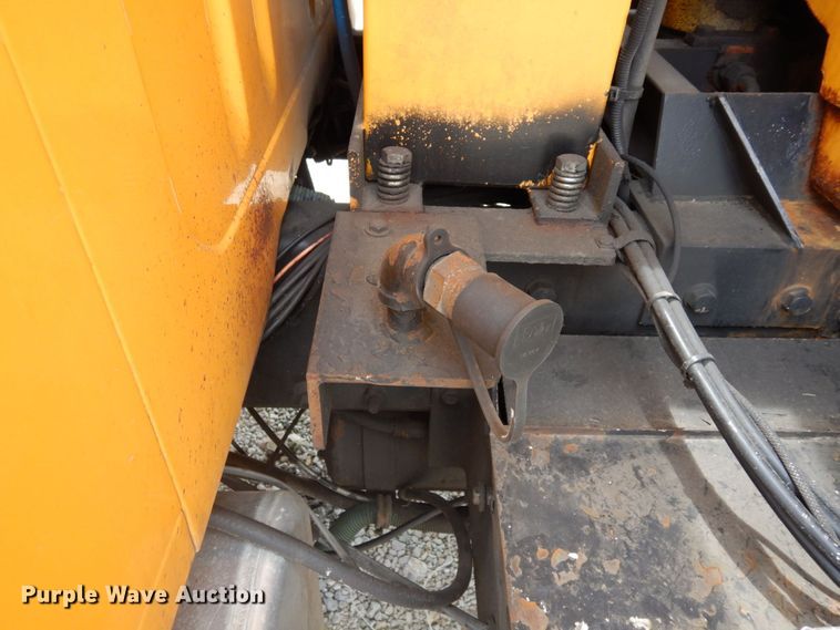 image for item JL9968 2002 International 4900  dump truck