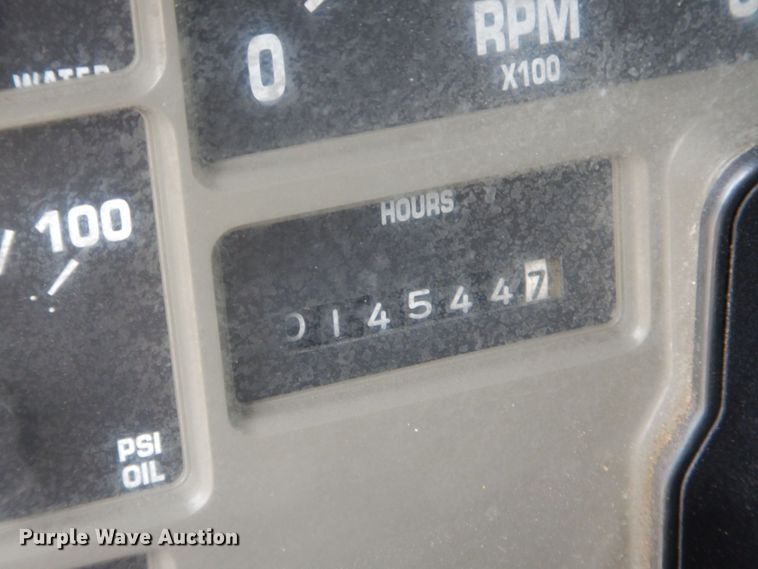 image for item JL9968 2002 International 4900  dump truck