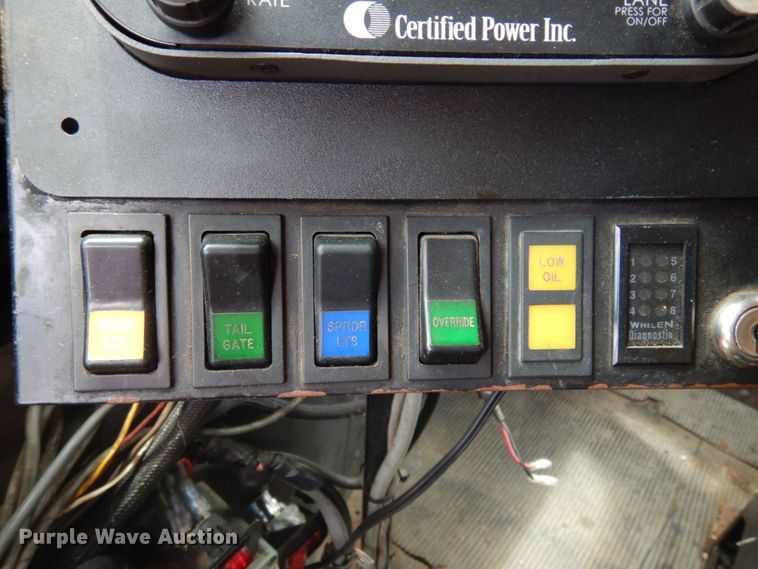 image for item JL9968 2002 International 4900  dump truck