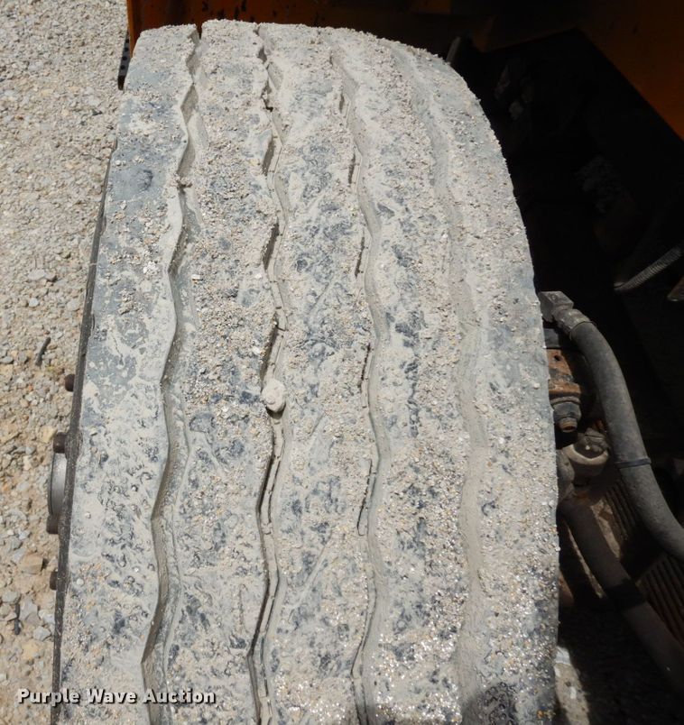 image for item JL9968 2002 International 4900  dump truck