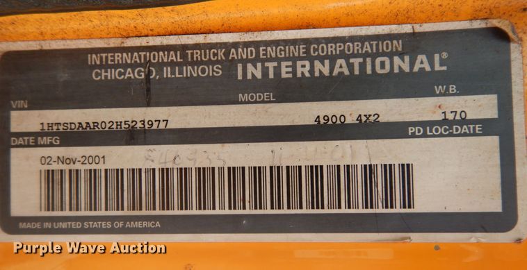 image for item JL9968 2002 International 4900  dump truck