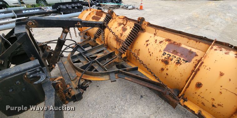 image for item JL9975 2002 International 4900  dump truck