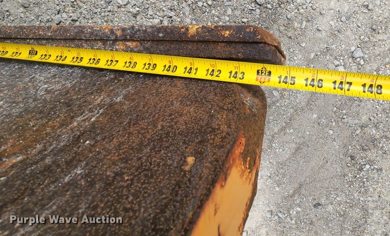 image for item JL9975 2002 International 4900  dump truck