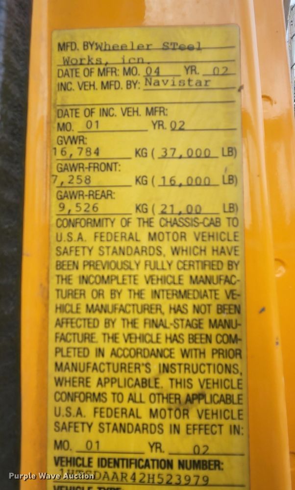 image for item JL9975 2002 International 4900  dump truck