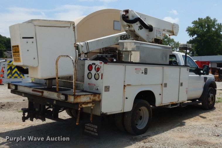 image for item JL9978 2010 Ford F550  bucket truck