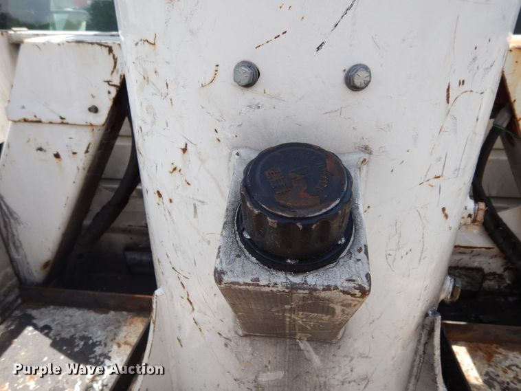 image for item JL9978 2010 Ford F550  bucket truck