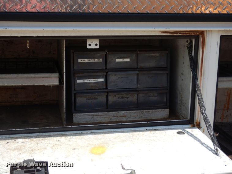 image for item JL9978 2010 Ford F550  bucket truck