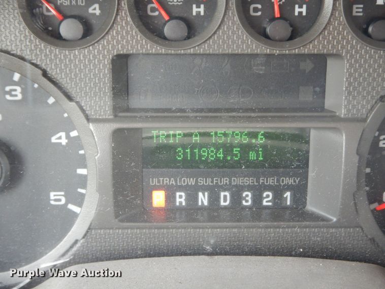 image for item JL9978 2010 Ford F550  bucket truck