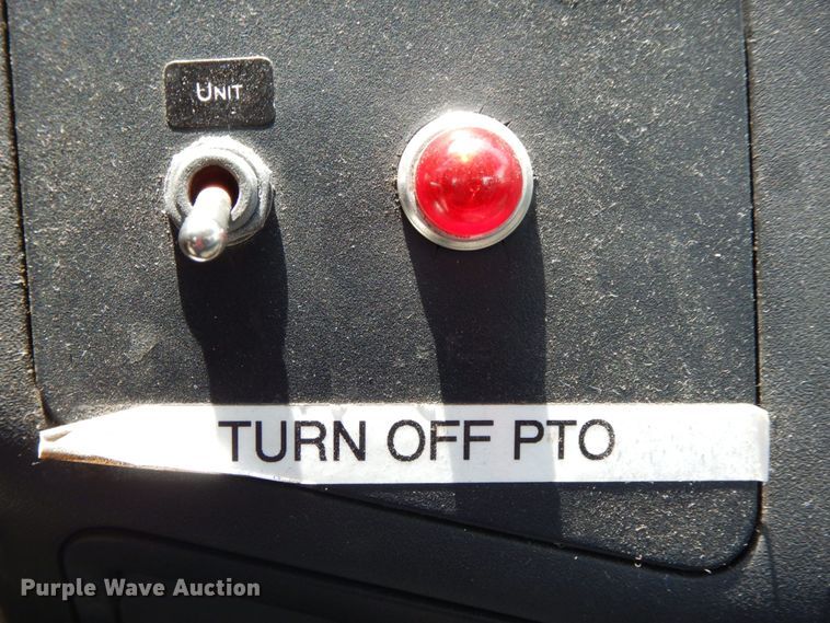 image for item JL9978 2010 Ford F550  bucket truck