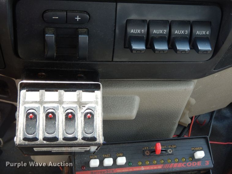 image for item JL9978 2010 Ford F550  bucket truck