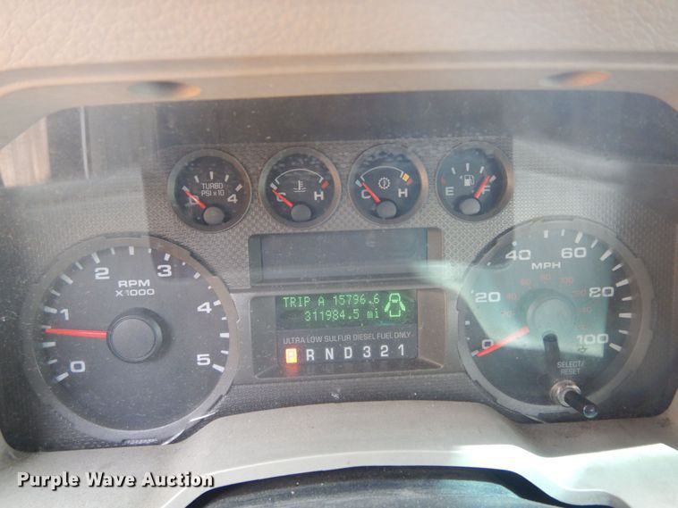 image for item JL9978 2010 Ford F550  bucket truck