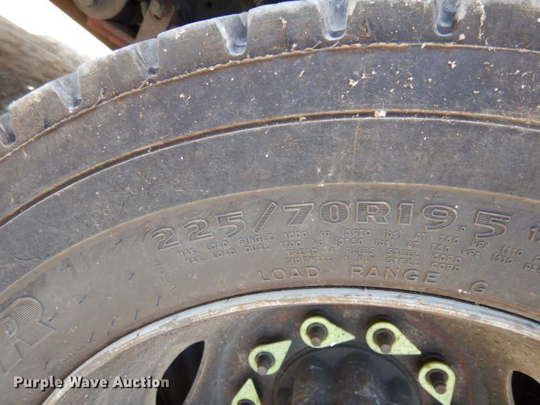 image for item JL9978 2010 Ford F550  bucket truck