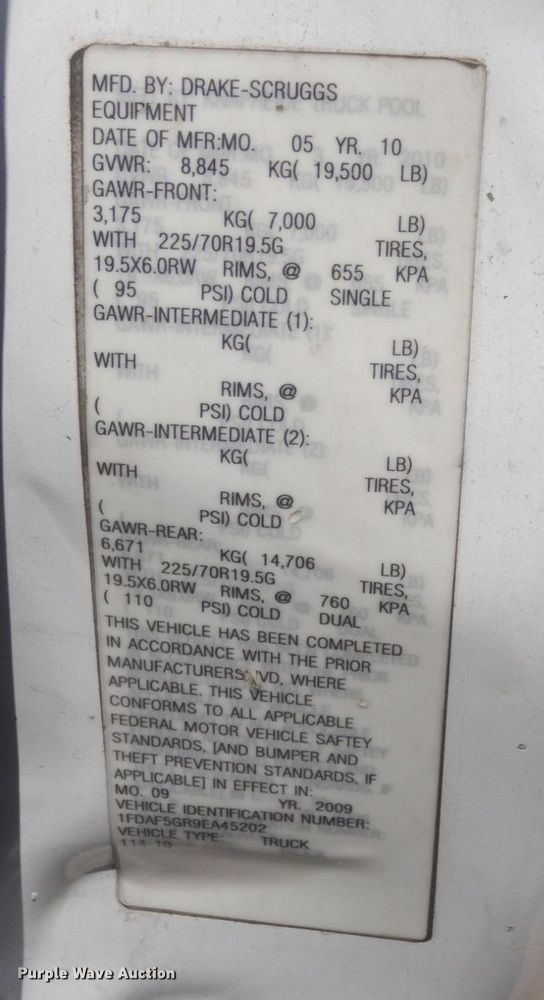 image for item JL9978 2010 Ford F550  bucket truck