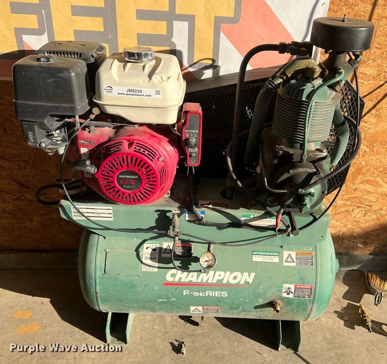 image for item JM9229 Champion R-Series  air compressor
