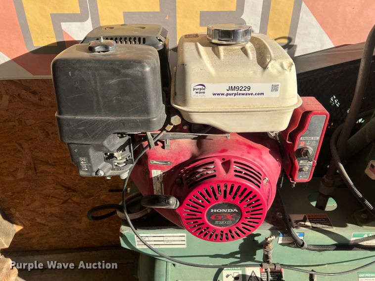 image for item JM9229 Champion R-Series  air compressor