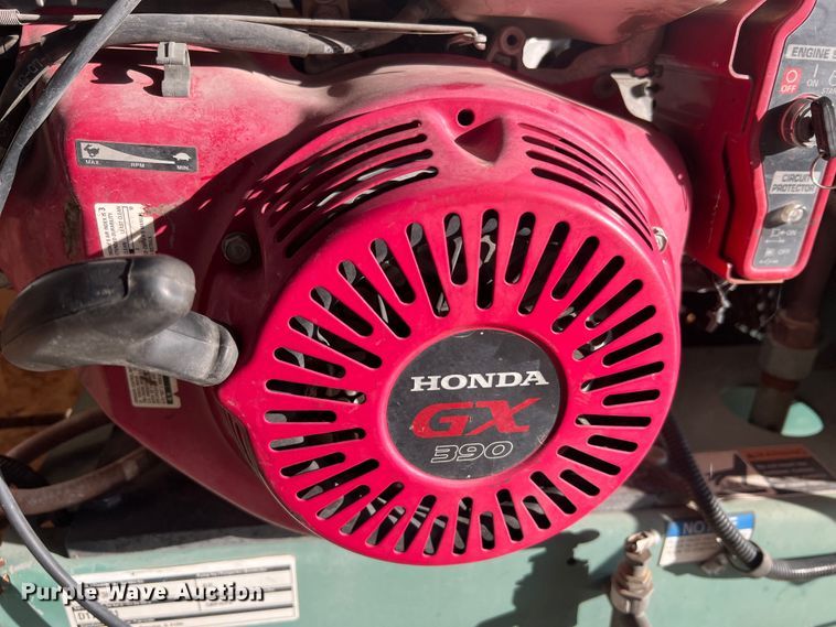 image for item JM9229 Champion R-Series  air compressor