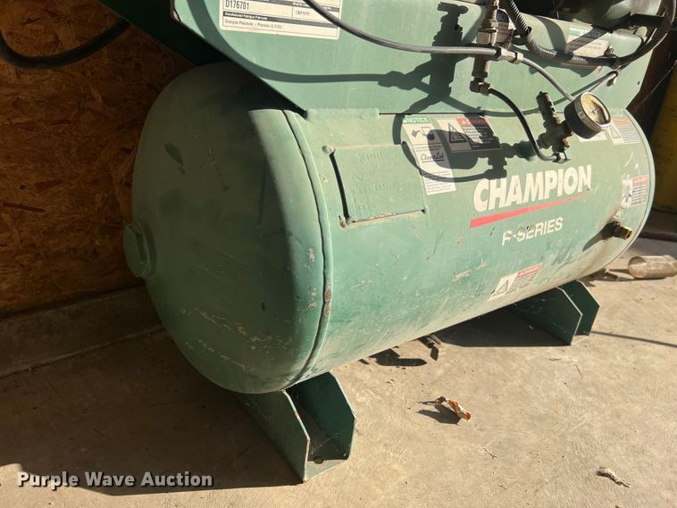 image for item JM9229 Champion R-Series  air compressor