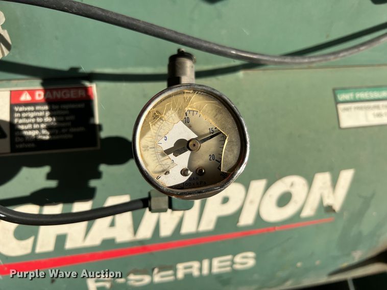 image for item JM9229 Champion R-Series  air compressor