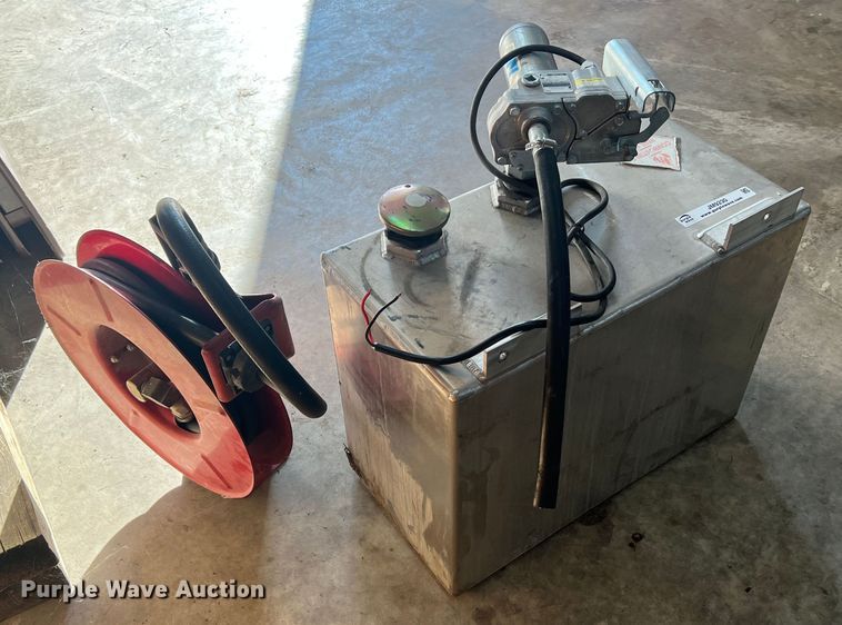 image for item JM9230 Auxiliary fuel tank