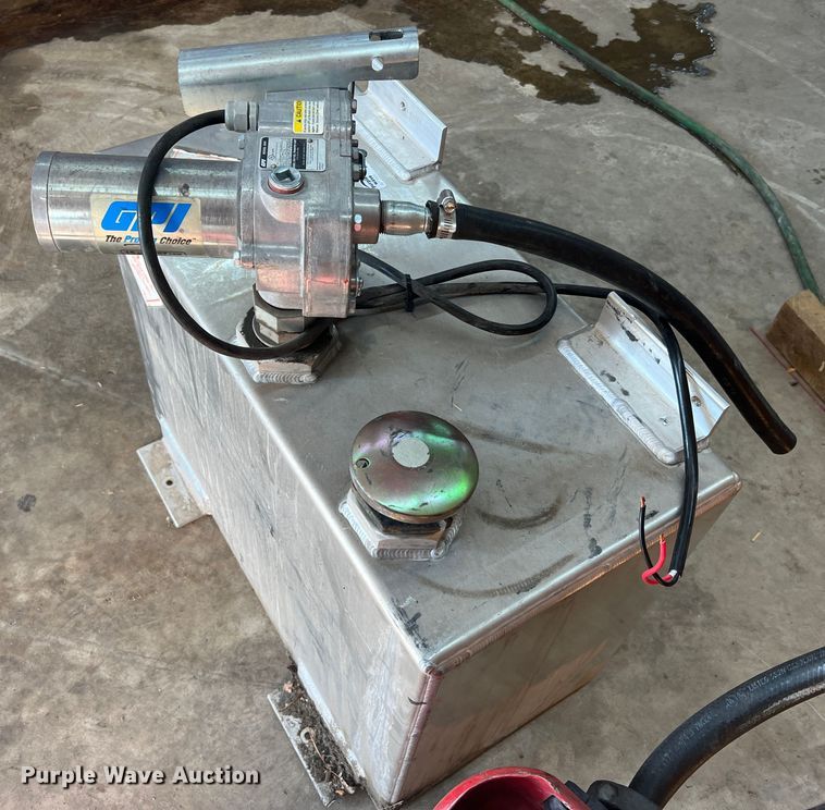 image for item JM9230 Auxiliary fuel tank