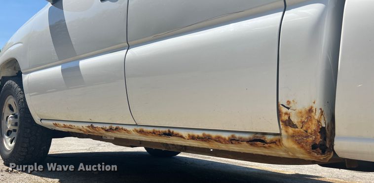 image for item JM9250 2005 Chevrolet Silverado 1500  Ext. Cab pickup truck