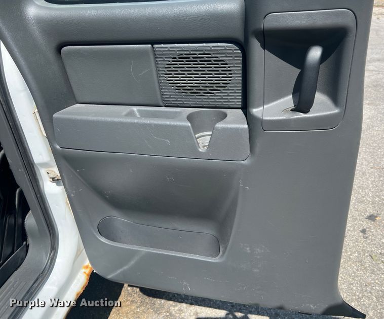 image for item JM9250 2005 Chevrolet Silverado 1500  Ext. Cab pickup truck