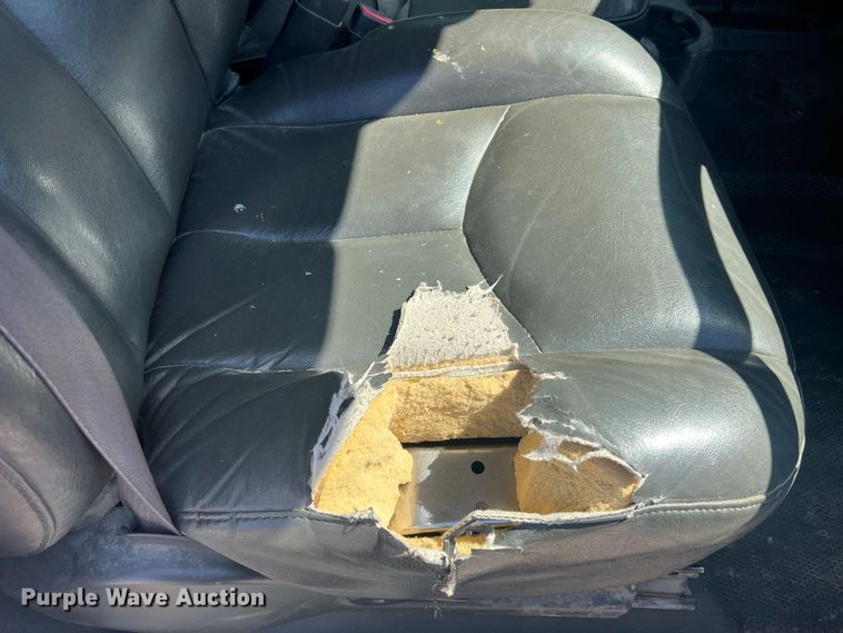 image for item JM9250 2005 Chevrolet Silverado 1500  Ext. Cab pickup truck