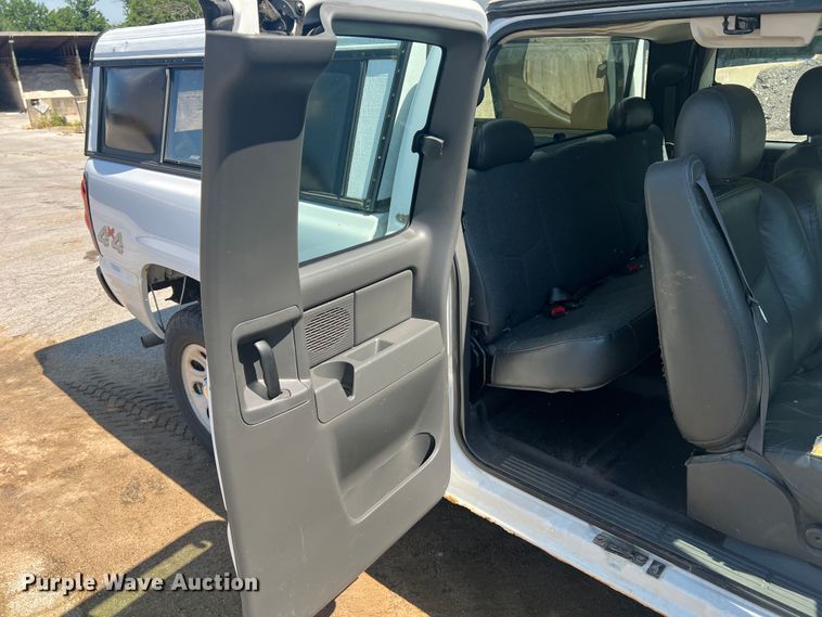 image for item JM9250 2005 Chevrolet Silverado 1500  Ext. Cab pickup truck